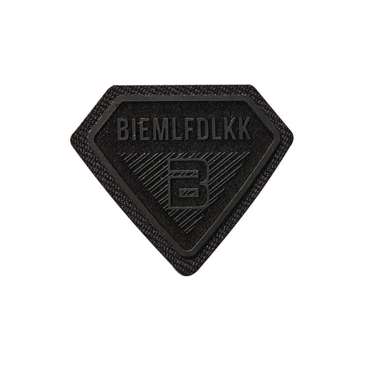 dress tag design